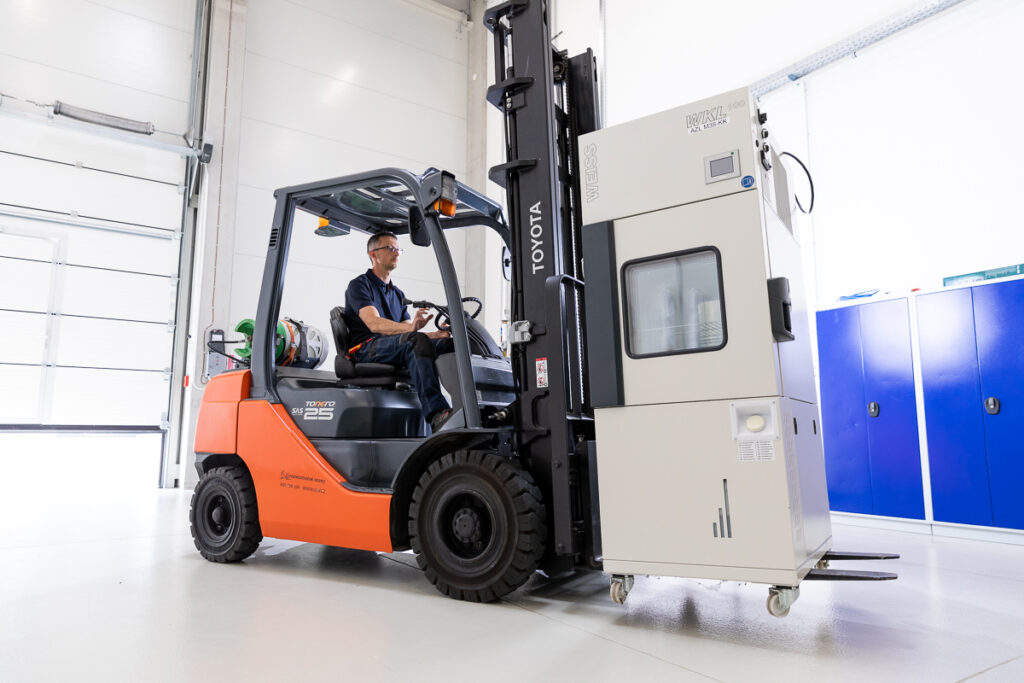 Doprava instalace deinstalace pronajatého zařízení