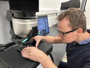 Měření tvrdosti s tvrdoměrem Innovatest Nemesis 5100G2