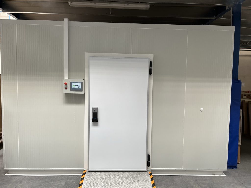 Conditioning chamber