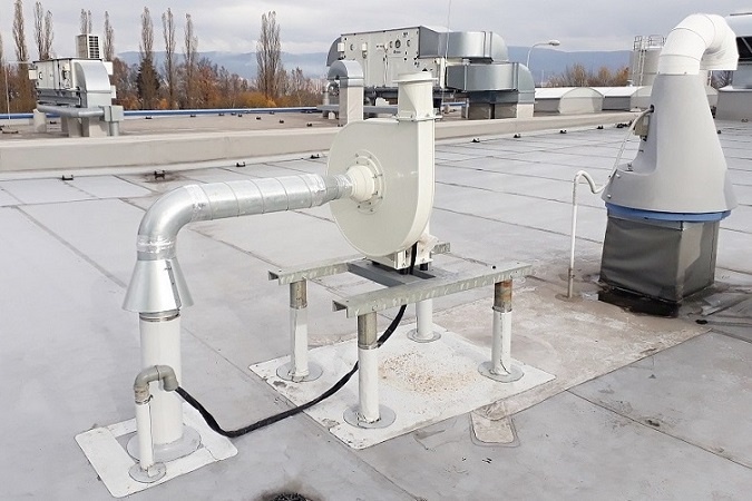 Střecha s ventilátorem