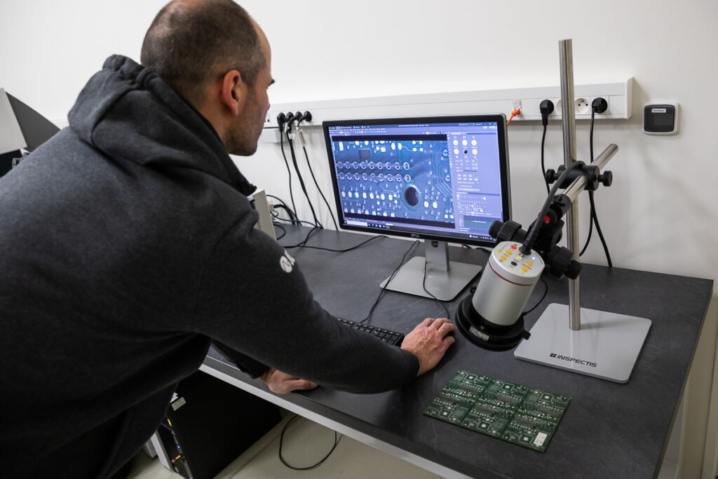 Měření polovodičů